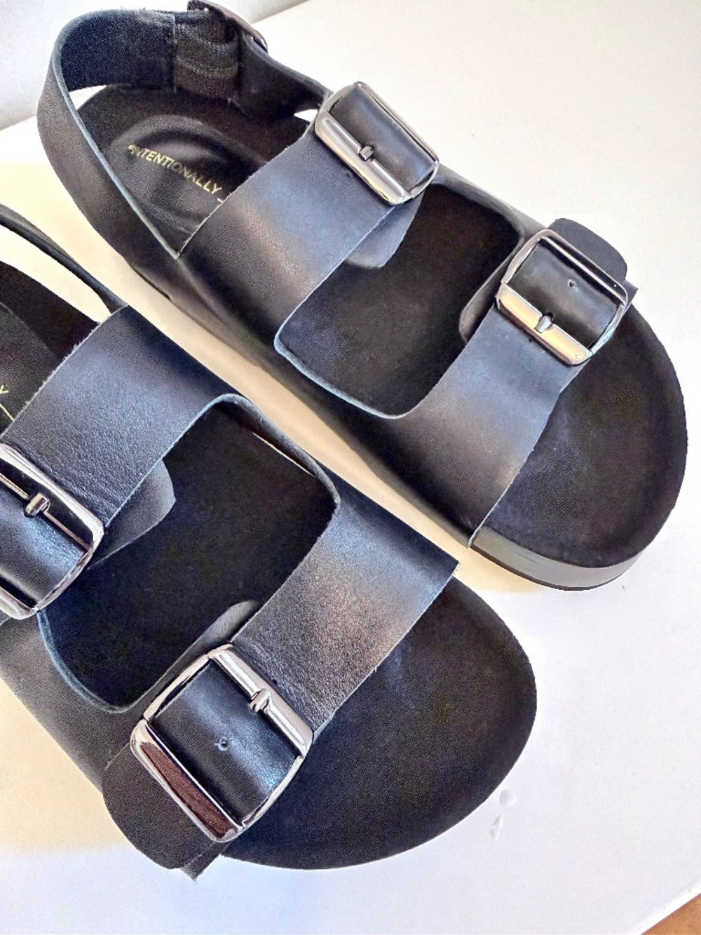 NEW INTENTIONALLY BLANK EXXY Flatform Sandal Black Size 6 - Picture 10 of 14